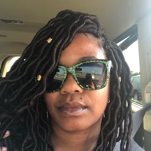 Meet your Posher, Shanna